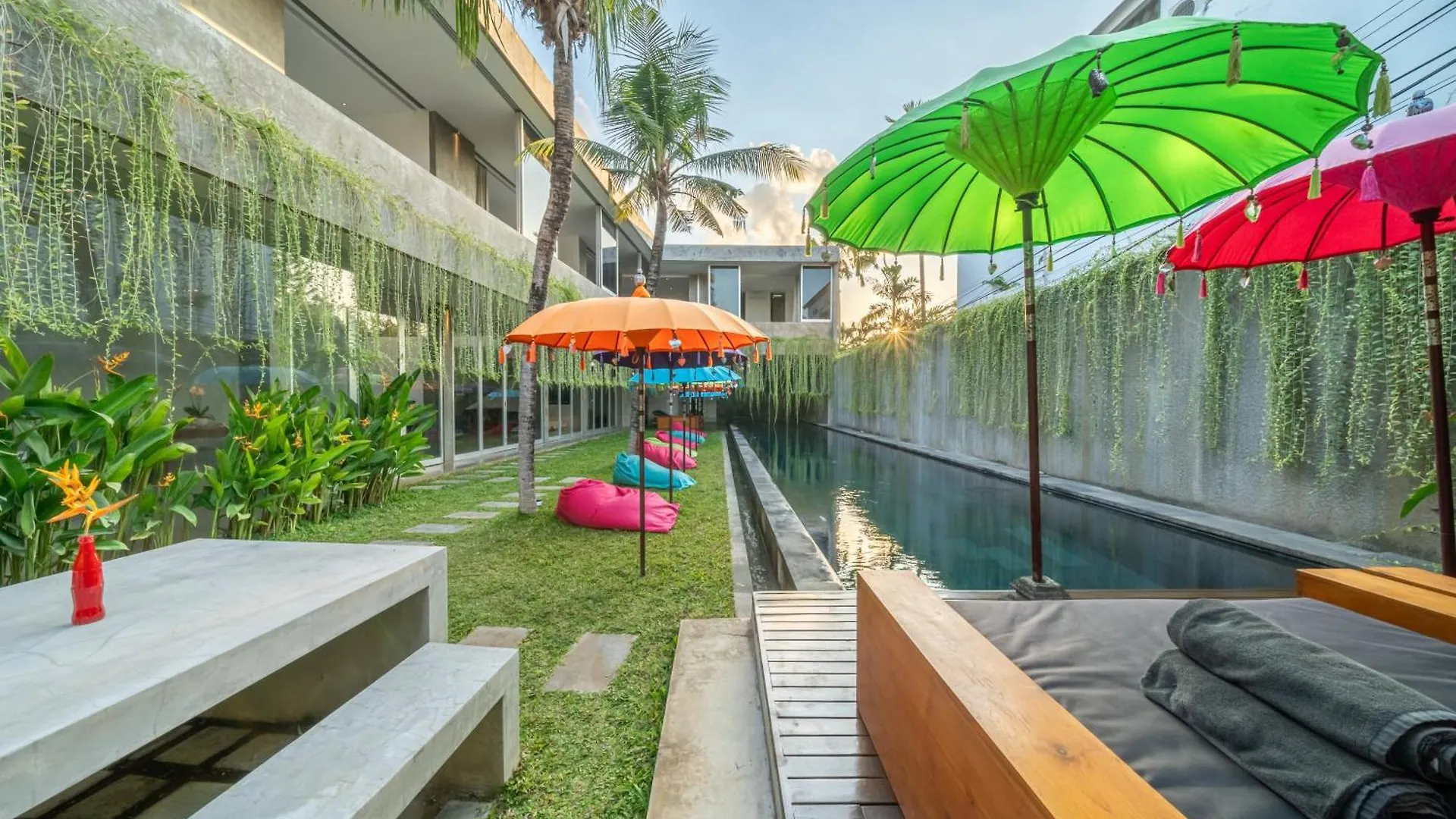 Villa Simpatico Spacious 6 Bedroom Villa Retreat In Central Seminyak 0*, Seminyak (Bali) Indonesia